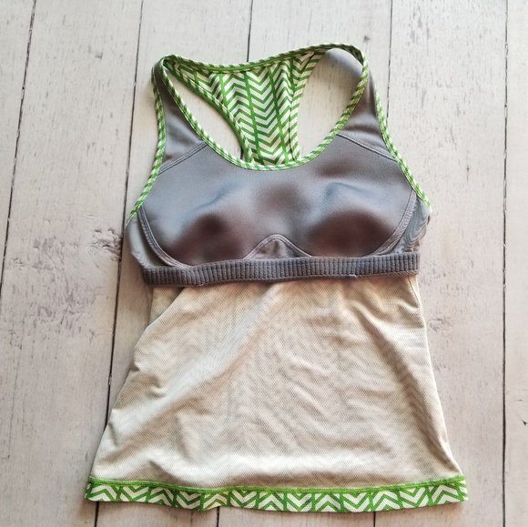 Nike Dri Fit Tank Built in Bra Gym Tennis ⭐bucks😂 - Picture 8 of 8